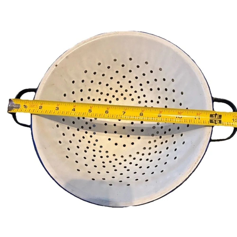 Vtg white enamelware Colander Blue Trim Farmhouse Kitchen strainer double handle